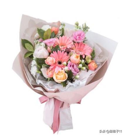 送师傅鲜花要选什么花（给师傅送鲜花送什么花）