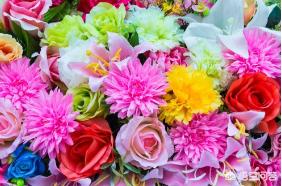 鲜花用什么保鲜时间长（鲜花保持时间长的方法）